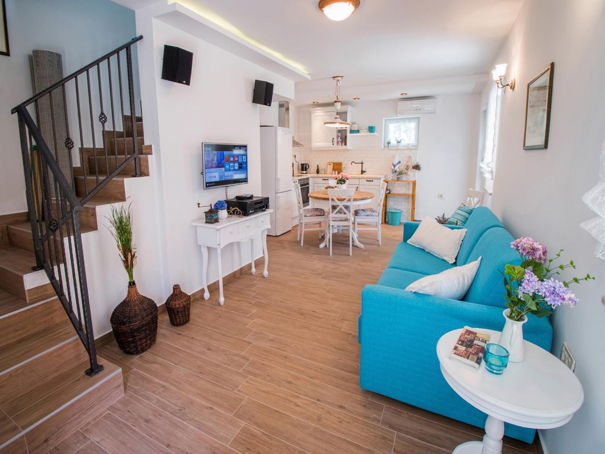 Holiday Home Lukica Привлака Экстерьер фото